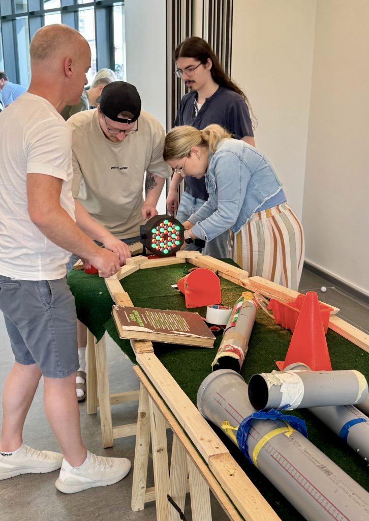 INDAMED-Sommerfest-2025-Crazy Golf-Parcourbau