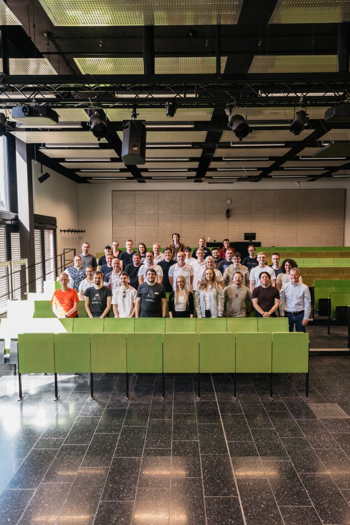 Teamfoto - Hackathon-Teilnehmer von INDAMED und der Hochschule Harz 