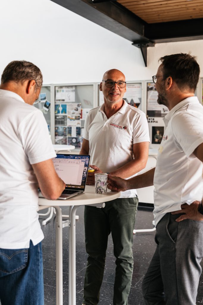 INDAMED initiiert Hackathon mit der Hochschule Harz. 